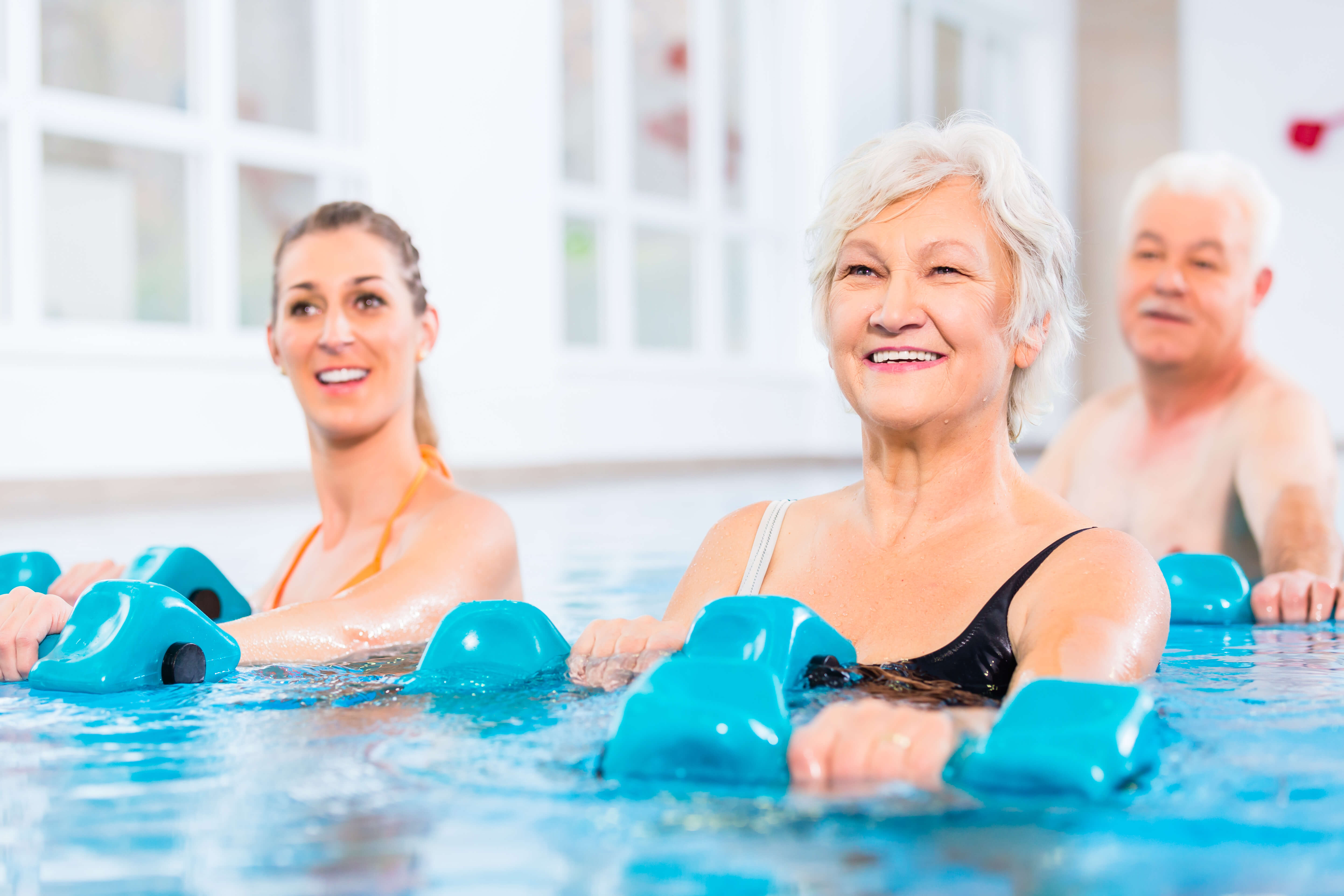 Reasons to Use Aquatic Therapy & Exercises