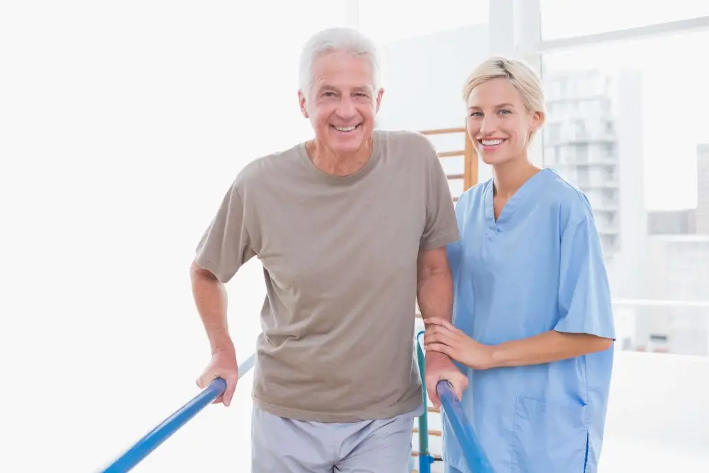 Treatment options for back pain and sciatica you’ll find in El Paso, TX shutterstock 258038393 benefits of back & sciatica treatment