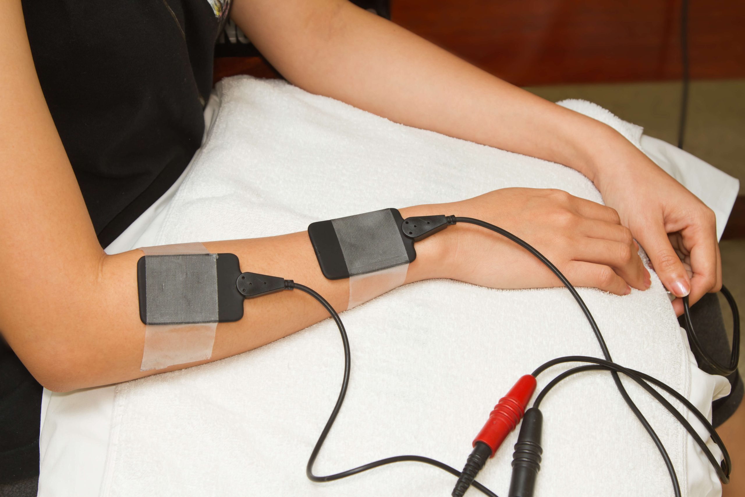 How can tendinitis in the forearm be treated during physical therapy? shutterstock 124700350 scaled How can tendinitis in the forearm be treated during physical therapy?