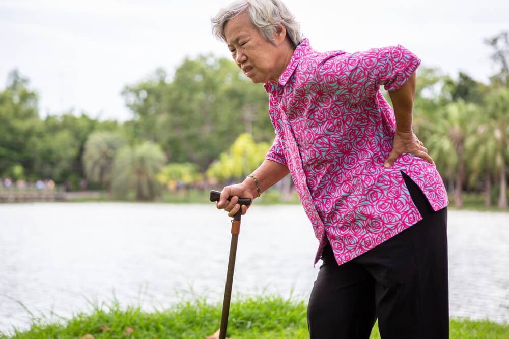 Four issues caused by hip and lower back arthritis in O’Fallon, MO shutterstock 1485677564 arthritis in hip and lower back