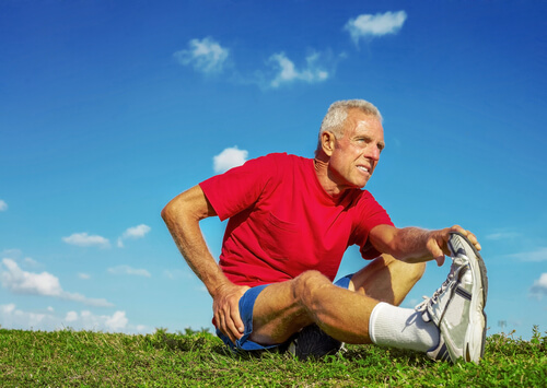 Hip pain exercises to try and hip pain exercises to avoid shutterstock 255011587 hip pain exercises
