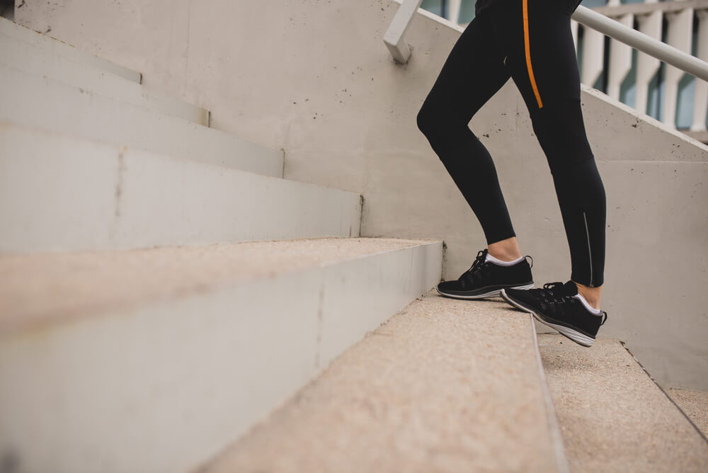 Two stretches can help knees bend with less stiffness and pain shutterstock 426502441 stiff knee pain when bending