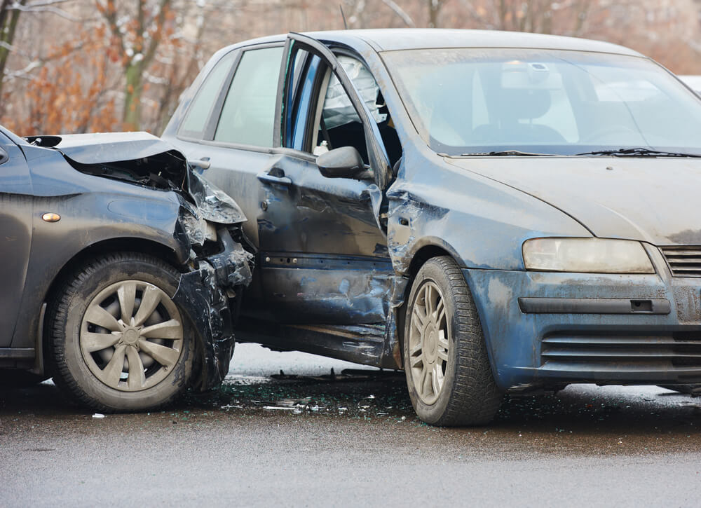 4 T-bone car accident injuries a physical therapist can help you treat shutterstock 239155420 4 T-bone car accident injuries a physical therapist can help you treat