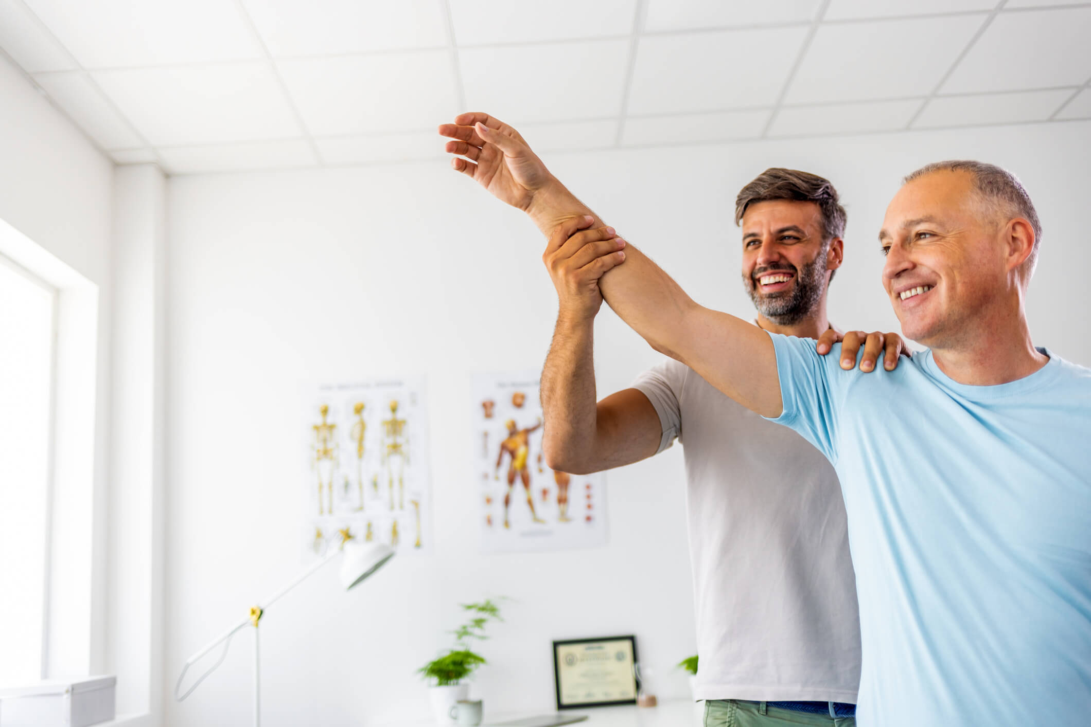 Why does my elbow hurt when I extend it? iStock 1403226768 Why does my elbow hurt when I extend it?