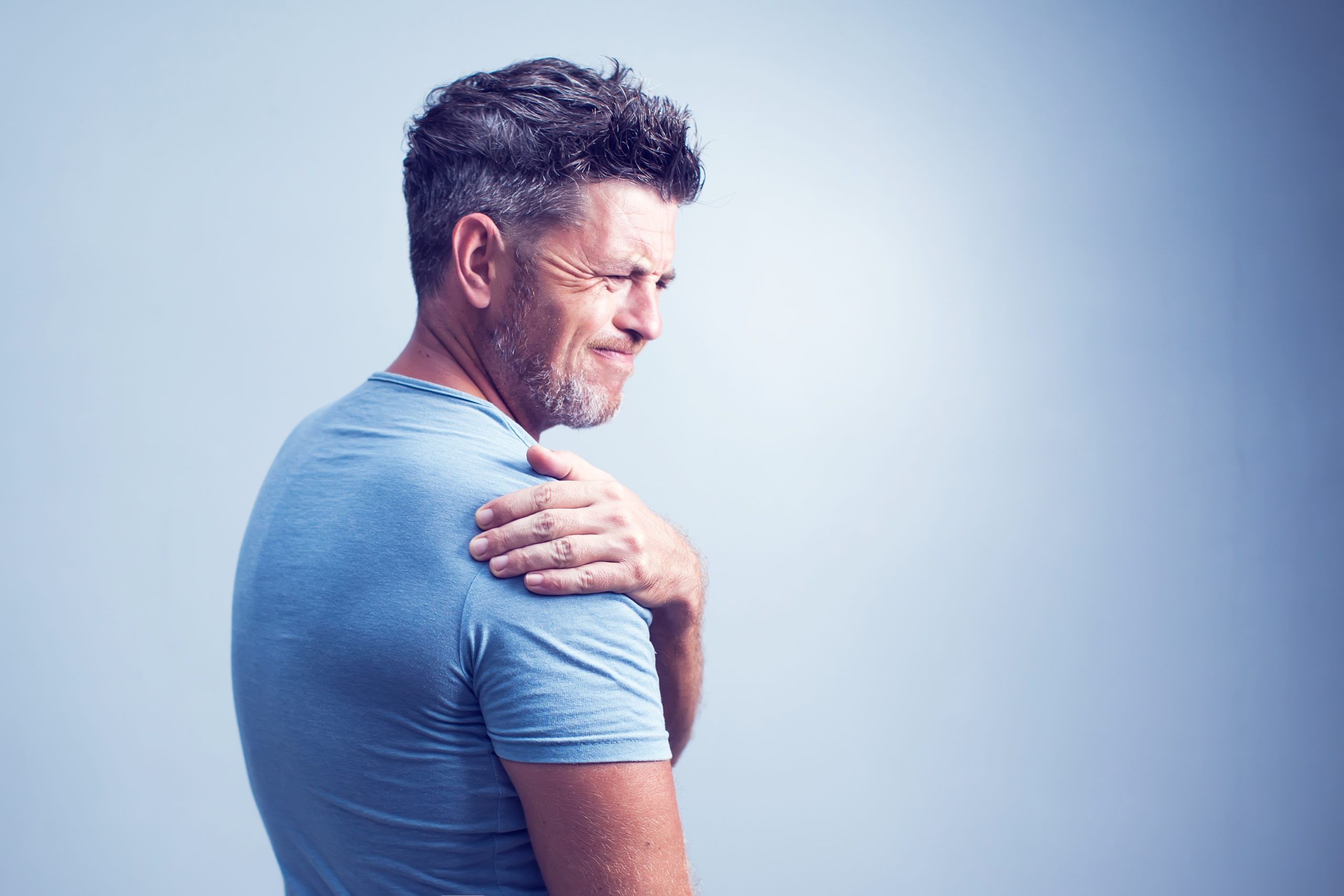What’s Causing a Burning Pain in My Shoulder? AdobeStock 206058149 scaled What’s Causing a Burning Pain in My Shoulder?