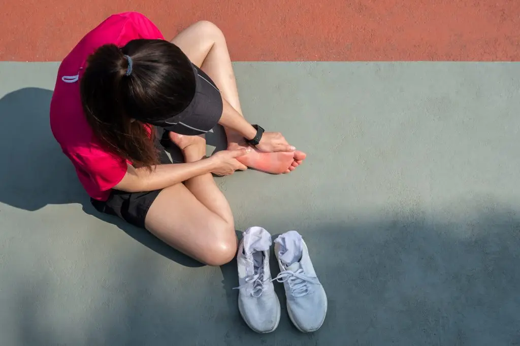 What Causes Pain on the Top of My Foot? AdobeStock 368557990 what causes pain on the top of my foot? foot pain