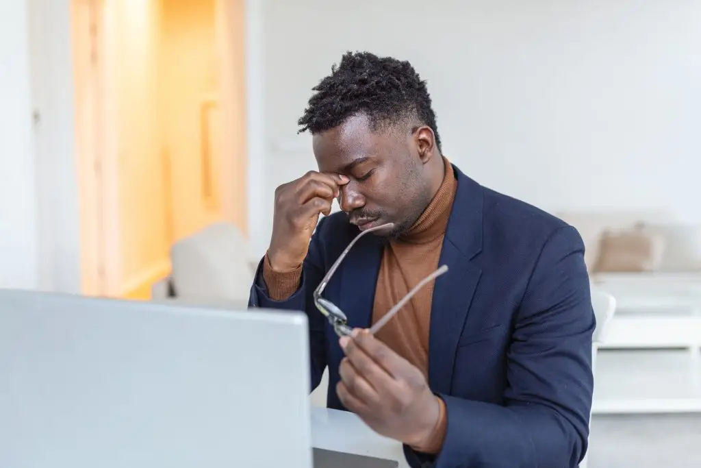 How to Relieve Eye Strain Headaches AdobeStock 484892137 how to relieve eye strain headaches headaches